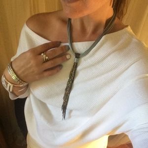 Premier Designs Glowing necklace and Glow earrings